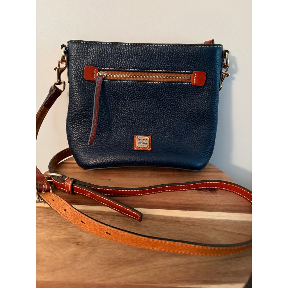 Dooney & Bourke Pebble Grain Navy Blue Small Zip Crossbody Bag NWOT